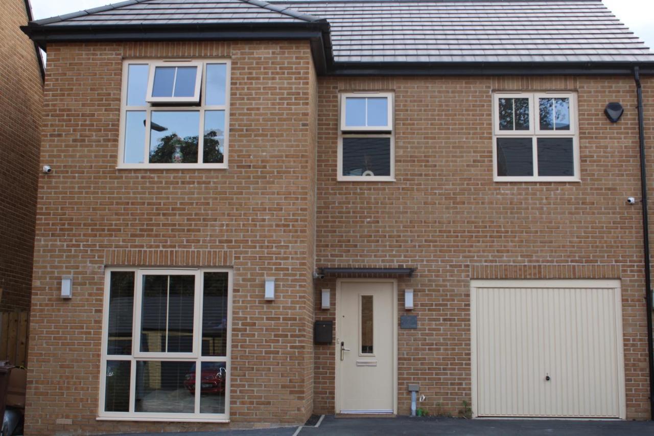 Haven - Spacious Luxury Home Perfect For Families, Couples And Contractors! 5Mins To Xscape And Junction 32! Castleford Exteriör bild