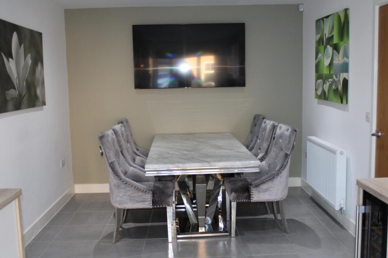 Haven - Spacious Luxury Home Perfect For Families, Couples And Contractors! 5Mins To Xscape And Junction 32! Castleford Exteriör bild