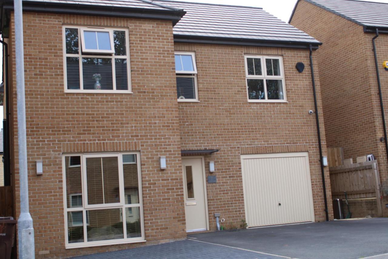 Haven - Spacious Luxury Home Perfect For Families, Couples And Contractors! 5Mins To Xscape And Junction 32! Castleford Exteriör bild