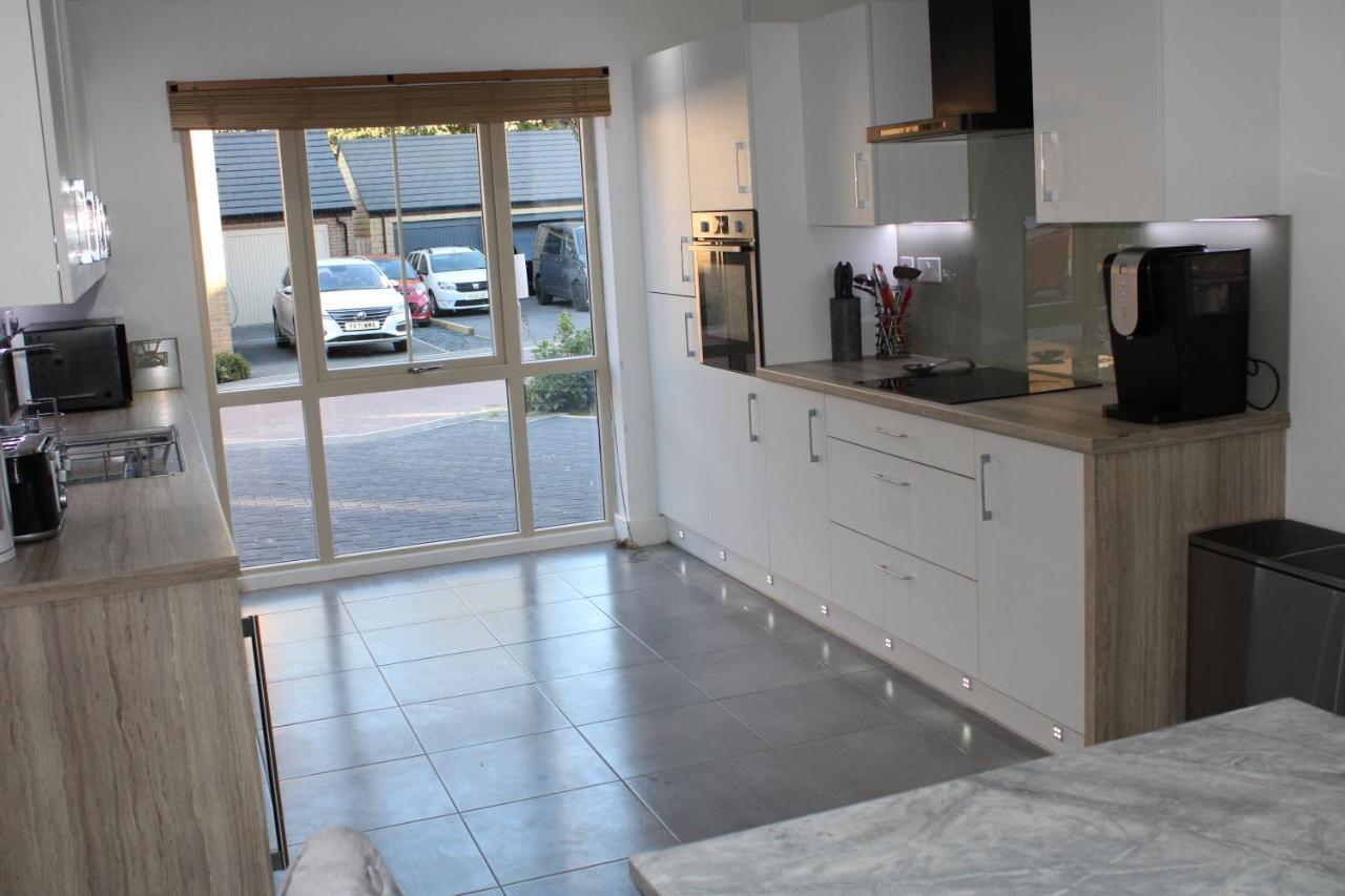 Haven - Spacious Luxury Home Perfect For Families, Couples And Contractors! 5Mins To Xscape And Junction 32! Castleford Exteriör bild