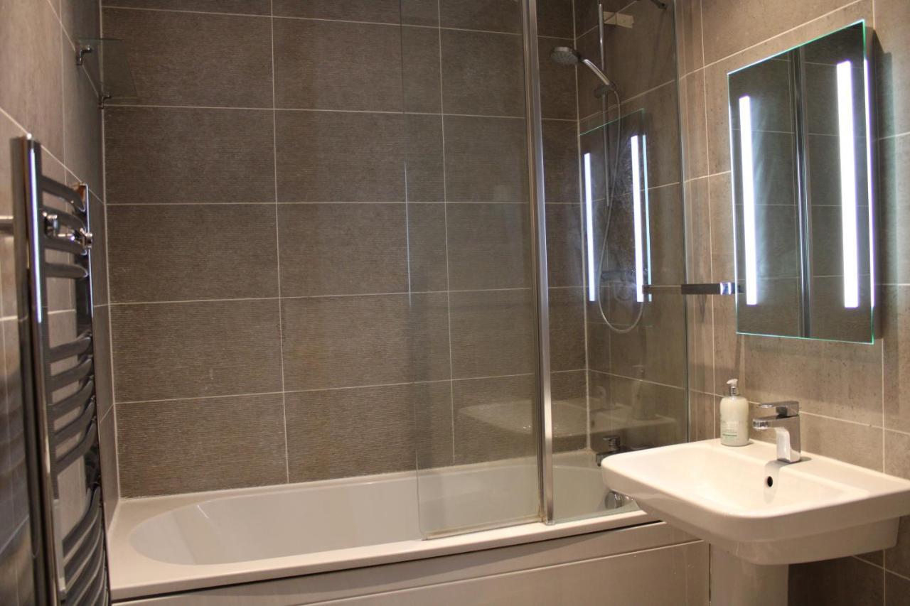 Haven - Spacious Luxury Home Perfect For Families, Couples And Contractors! 5Mins To Xscape And Junction 32! Castleford Exteriör bild